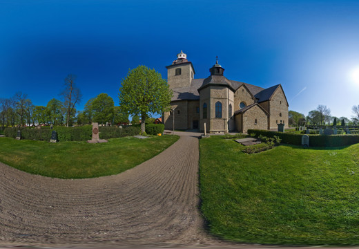 Vreta abbey church outside