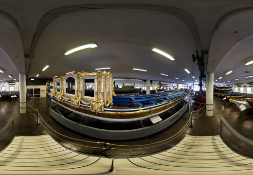 the Vasaorden barge