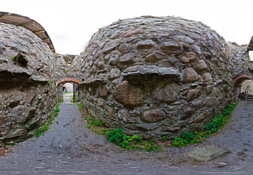 Entrance to round tower, Kronoberg castle ruin