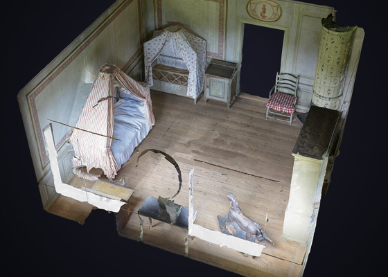 The red bedchamber